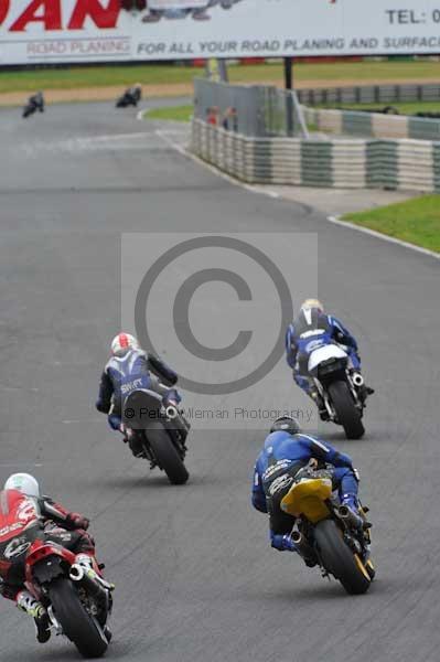Mallory park Leicestershire;Mallory park photographs;Motorcycle action photographs;event digital images;eventdigitalimages;mallory park;no limits trackday;peter wileman photography;trackday;trackday digital images;trackday photos