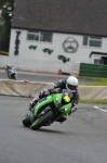 Mallory-park-Leicestershire;Mallory-park-photographs;Motorcycle-action-photographs;event-digital-images;eventdigitalimages;mallory-park;no-limits-trackday;peter-wileman-photography;trackday;trackday-digital-images;trackday-photos