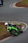 Mallory-park-Leicestershire;Mallory-park-photographs;Motorcycle-action-photographs;event-digital-images;eventdigitalimages;mallory-park;no-limits-trackday;peter-wileman-photography;trackday;trackday-digital-images;trackday-photos