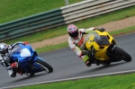 Mallory-park-Leicestershire;Mallory-park-photographs;Motorcycle-action-photographs;event-digital-images;eventdigitalimages;mallory-park;no-limits-trackday;peter-wileman-photography;trackday;trackday-digital-images;trackday-photos