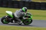 Mallory-park-Leicestershire;Mallory-park-photographs;Motorcycle-action-photographs;event-digital-images;eventdigitalimages;mallory-park;no-limits-trackday;peter-wileman-photography;trackday;trackday-digital-images;trackday-photos