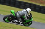 Mallory-park-Leicestershire;Mallory-park-photographs;Motorcycle-action-photographs;event-digital-images;eventdigitalimages;mallory-park;no-limits-trackday;peter-wileman-photography;trackday;trackday-digital-images;trackday-photos