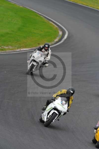 Mallory park Leicestershire;Mallory park photographs;Motorcycle action photographs;event digital images;eventdigitalimages;mallory park;no limits trackday;peter wileman photography;trackday;trackday digital images;trackday photos