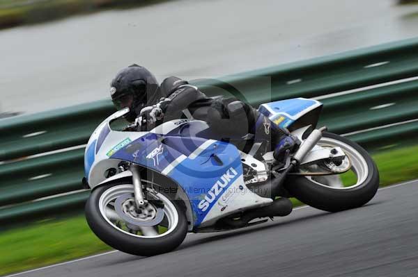 Mallory park Leicestershire;Mallory park photographs;Motorcycle action photographs;event digital images;eventdigitalimages;mallory park;no limits trackday;peter wileman photography;trackday;trackday digital images;trackday photos