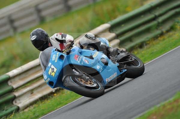 Mallory park Leicestershire;Mallory park photographs;Motorcycle action photographs;event digital images;eventdigitalimages;mallory park;no limits trackday;peter wileman photography;trackday;trackday digital images;trackday photos
