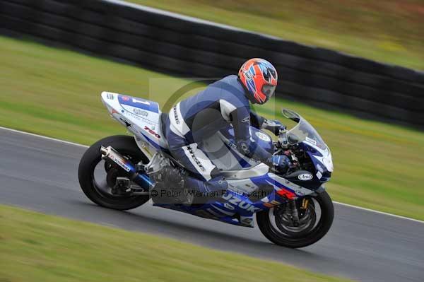 Mallory park Leicestershire;Mallory park photographs;Motorcycle action photographs;event digital images;eventdigitalimages;mallory park;no limits trackday;peter wileman photography;trackday;trackday digital images;trackday photos