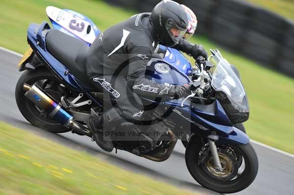 Mallory park Leicestershire;Mallory park photographs;Motorcycle action photographs;event digital images;eventdigitalimages;mallory park;no limits trackday;peter wileman photography;trackday;trackday digital images;trackday photos