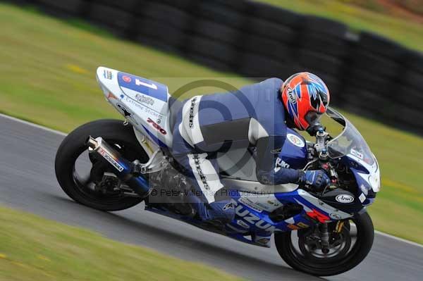 Mallory park Leicestershire;Mallory park photographs;Motorcycle action photographs;event digital images;eventdigitalimages;mallory park;no limits trackday;peter wileman photography;trackday;trackday digital images;trackday photos