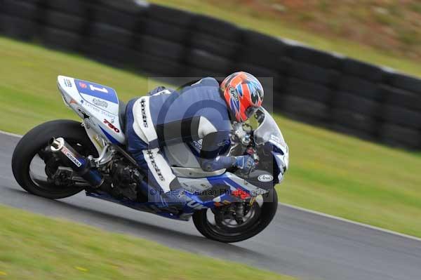 Mallory park Leicestershire;Mallory park photographs;Motorcycle action photographs;event digital images;eventdigitalimages;mallory park;no limits trackday;peter wileman photography;trackday;trackday digital images;trackday photos
