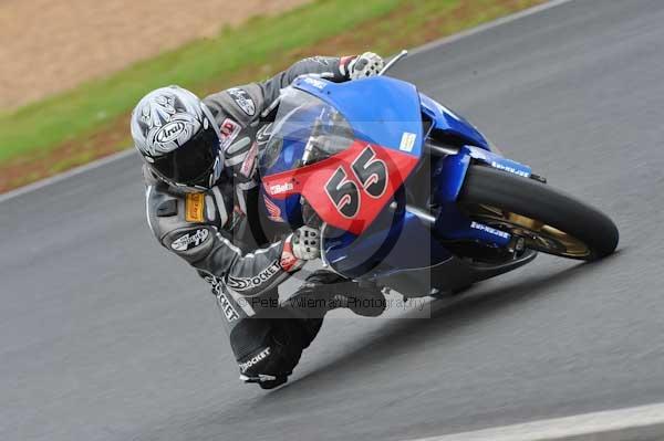 Mallory park Leicestershire;Mallory park photographs;Motorcycle action photographs;event digital images;eventdigitalimages;mallory park;no limits trackday;peter wileman photography;trackday;trackday digital images;trackday photos