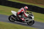 Mallory-park-Leicestershire;Mallory-park-photographs;Motorcycle-action-photographs;event-digital-images;eventdigitalimages;mallory-park;no-limits-trackday;peter-wileman-photography;trackday;trackday-digital-images;trackday-photos