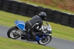 Mallory-park-Leicestershire;Mallory-park-photographs;Motorcycle-action-photographs;event-digital-images;eventdigitalimages;mallory-park;no-limits-trackday;peter-wileman-photography;trackday;trackday-digital-images;trackday-photos