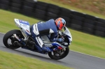 Mallory-park-Leicestershire;Mallory-park-photographs;Motorcycle-action-photographs;event-digital-images;eventdigitalimages;mallory-park;no-limits-trackday;peter-wileman-photography;trackday;trackday-digital-images;trackday-photos