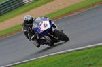 Mallory-park-Leicestershire;Mallory-park-photographs;Motorcycle-action-photographs;event-digital-images;eventdigitalimages;mallory-park;no-limits-trackday;peter-wileman-photography;trackday;trackday-digital-images;trackday-photos