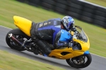 Mallory-park-Leicestershire;Mallory-park-photographs;Motorcycle-action-photographs;event-digital-images;eventdigitalimages;mallory-park;no-limits-trackday;peter-wileman-photography;trackday;trackday-digital-images;trackday-photos