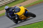 Mallory-park-Leicestershire;Mallory-park-photographs;Motorcycle-action-photographs;event-digital-images;eventdigitalimages;mallory-park;no-limits-trackday;peter-wileman-photography;trackday;trackday-digital-images;trackday-photos