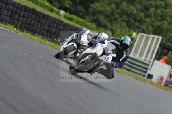 Mallory park Leicestershire;Mallory park photographs;Motorcycle action photographs;event digital images;eventdigitalimages;mallory park;no limits trackday;peter wileman photography;trackday;trackday digital images;trackday photos