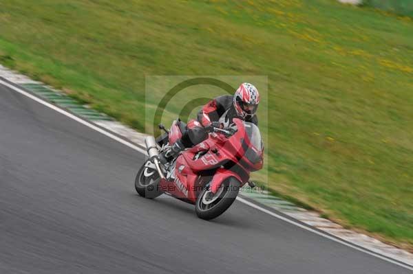 Mallory park Leicestershire;Mallory park photographs;Motorcycle action photographs;event digital images;eventdigitalimages;mallory park;no limits trackday;peter wileman photography;trackday;trackday digital images;trackday photos