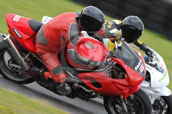Mallory park Leicestershire;Mallory park photographs;Motorcycle action photographs;event digital images;eventdigitalimages;mallory park;no limits trackday;peter wileman photography;trackday;trackday digital images;trackday photos