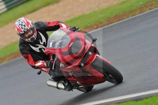 Mallory park Leicestershire;Mallory park photographs;Motorcycle action photographs;event digital images;eventdigitalimages;mallory park;no limits trackday;peter wileman photography;trackday;trackday digital images;trackday photos