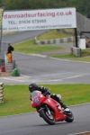 Mallory-park-Leicestershire;Mallory-park-photographs;Motorcycle-action-photographs;event-digital-images;eventdigitalimages;mallory-park;no-limits-trackday;peter-wileman-photography;trackday;trackday-digital-images;trackday-photos