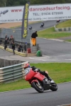 Mallory-park-Leicestershire;Mallory-park-photographs;Motorcycle-action-photographs;event-digital-images;eventdigitalimages;mallory-park;no-limits-trackday;peter-wileman-photography;trackday;trackday-digital-images;trackday-photos