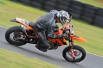 Mallory-park-Leicestershire;Mallory-park-photographs;Motorcycle-action-photographs;event-digital-images;eventdigitalimages;mallory-park;no-limits-trackday;peter-wileman-photography;trackday;trackday-digital-images;trackday-photos