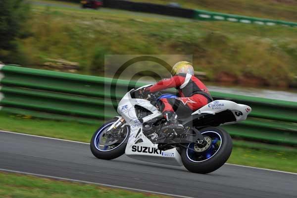 Mallory park Leicestershire;Mallory park photographs;Motorcycle action photographs;event digital images;eventdigitalimages;mallory park;no limits trackday;peter wileman photography;trackday;trackday digital images;trackday photos