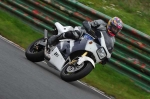 Mallory-park-Leicestershire;Mallory-park-photographs;Motorcycle-action-photographs;event-digital-images;eventdigitalimages;mallory-park;no-limits-trackday;peter-wileman-photography;trackday;trackday-digital-images;trackday-photos