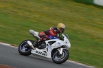 Mallory-park-Leicestershire;Mallory-park-photographs;Motorcycle-action-photographs;event-digital-images;eventdigitalimages;mallory-park;no-limits-trackday;peter-wileman-photography;trackday;trackday-digital-images;trackday-photos