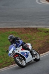 Mallory-park-Leicestershire;Mallory-park-photographs;Motorcycle-action-photographs;event-digital-images;eventdigitalimages;mallory-park;no-limits-trackday;peter-wileman-photography;trackday;trackday-digital-images;trackday-photos
