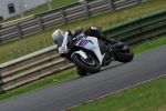 Mallory-park-Leicestershire;Mallory-park-photographs;Motorcycle-action-photographs;event-digital-images;eventdigitalimages;mallory-park;no-limits-trackday;peter-wileman-photography;trackday;trackday-digital-images;trackday-photos