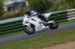 Mallory-park-Leicestershire;Mallory-park-photographs;Motorcycle-action-photographs;event-digital-images;eventdigitalimages;mallory-park;no-limits-trackday;peter-wileman-photography;trackday;trackday-digital-images;trackday-photos
