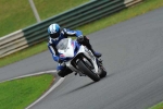 Mallory-park-Leicestershire;Mallory-park-photographs;Motorcycle-action-photographs;event-digital-images;eventdigitalimages;mallory-park;no-limits-trackday;peter-wileman-photography;trackday;trackday-digital-images;trackday-photos