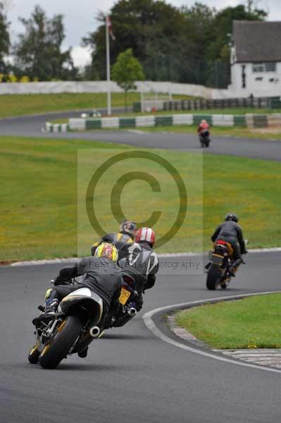 Mallory park Leicestershire;Mallory park photographs;Motorcycle action photographs;event digital images;eventdigitalimages;mallory park;no limits trackday;peter wileman photography;trackday;trackday digital images;trackday photos