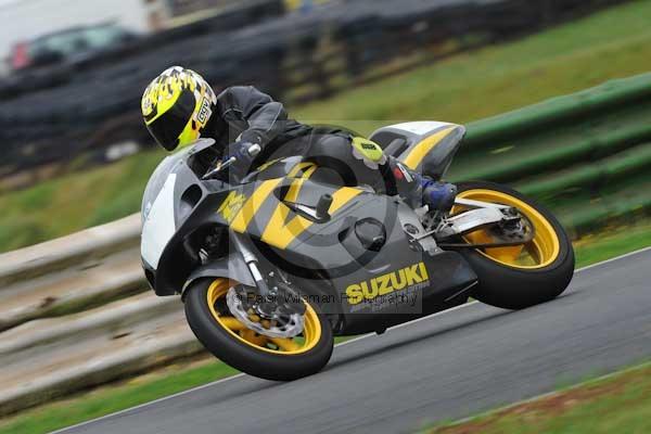 Mallory park Leicestershire;Mallory park photographs;Motorcycle action photographs;event digital images;eventdigitalimages;mallory park;no limits trackday;peter wileman photography;trackday;trackday digital images;trackday photos