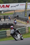 Mallory-park-Leicestershire;Mallory-park-photographs;Motorcycle-action-photographs;event-digital-images;eventdigitalimages;mallory-park;no-limits-trackday;peter-wileman-photography;trackday;trackday-digital-images;trackday-photos