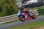 Mallory-park-Leicestershire;Mallory-park-photographs;Motorcycle-action-photographs;event-digital-images;eventdigitalimages;mallory-park;no-limits-trackday;peter-wileman-photography;trackday;trackday-digital-images;trackday-photos