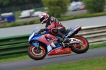 Mallory-park-Leicestershire;Mallory-park-photographs;Motorcycle-action-photographs;event-digital-images;eventdigitalimages;mallory-park;no-limits-trackday;peter-wileman-photography;trackday;trackday-digital-images;trackday-photos