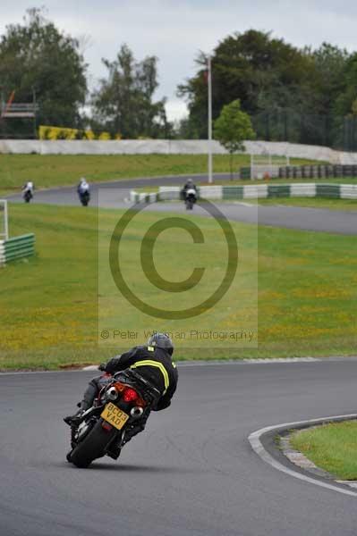 Mallory park Leicestershire;Mallory park photographs;Motorcycle action photographs;event digital images;eventdigitalimages;mallory park;no limits trackday;peter wileman photography;trackday;trackday digital images;trackday photos