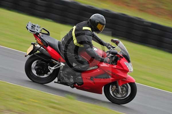 Mallory park Leicestershire;Mallory park photographs;Motorcycle action photographs;event digital images;eventdigitalimages;mallory park;no limits trackday;peter wileman photography;trackday;trackday digital images;trackday photos