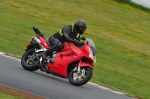 Mallory-park-Leicestershire;Mallory-park-photographs;Motorcycle-action-photographs;event-digital-images;eventdigitalimages;mallory-park;no-limits-trackday;peter-wileman-photography;trackday;trackday-digital-images;trackday-photos