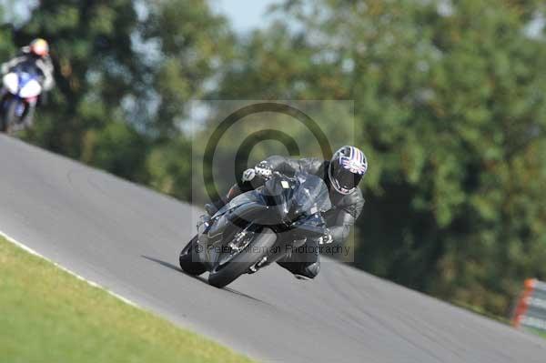 Motorcycle action photographs;Trackday digital images;event digital images;eventdigitalimages;no limits trackday;peter wileman photography;snetterton;snetterton circuit norfolk;snetterton photographs;trackday;trackday photos