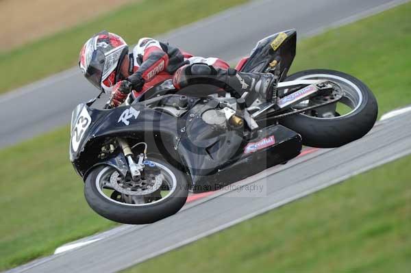 Motorcycle action photographs;Trackday digital images;event digital images;eventdigitalimages;no limits trackday;peter wileman photography;snetterton;snetterton circuit norfolk;snetterton photographs;trackday;trackday photos