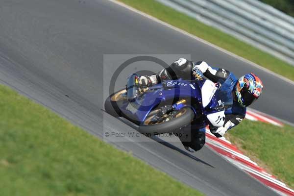 Motorcycle action photographs;Trackday digital images;event digital images;eventdigitalimages;no limits trackday;peter wileman photography;snetterton;snetterton circuit norfolk;snetterton photographs;trackday;trackday photos