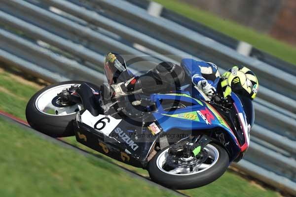 Motorcycle action photographs;Trackday digital images;event digital images;eventdigitalimages;no limits trackday;peter wileman photography;snetterton;snetterton circuit norfolk;snetterton photographs;trackday;trackday photos