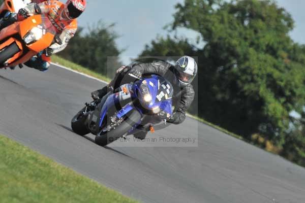 Motorcycle action photographs;Trackday digital images;event digital images;eventdigitalimages;no limits trackday;peter wileman photography;snetterton;snetterton circuit norfolk;snetterton photographs;trackday;trackday photos