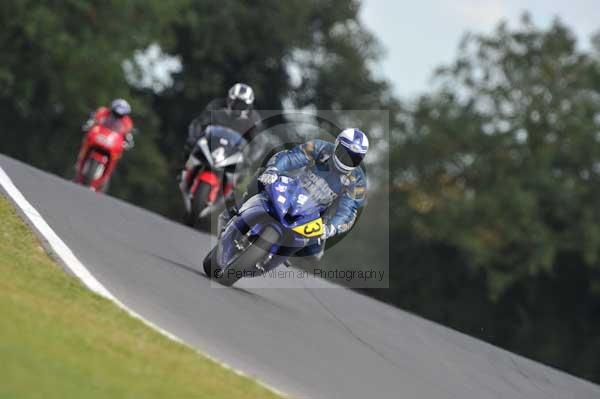Motorcycle action photographs;Trackday digital images;event digital images;eventdigitalimages;no limits trackday;peter wileman photography;snetterton;snetterton circuit norfolk;snetterton photographs;trackday;trackday photos