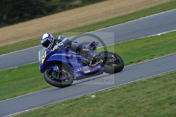 Motorcycle action photographs;Trackday digital images;event digital images;eventdigitalimages;no limits trackday;peter wileman photography;snetterton;snetterton circuit norfolk;snetterton photographs;trackday;trackday photos