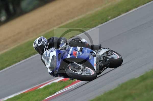 Motorcycle action photographs;Trackday digital images;event digital images;eventdigitalimages;no limits trackday;peter wileman photography;snetterton;snetterton circuit norfolk;snetterton photographs;trackday;trackday photos